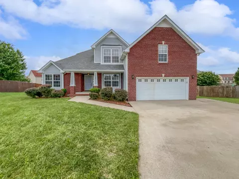 1184 Northfield Dr, Clarksville, TN 37040