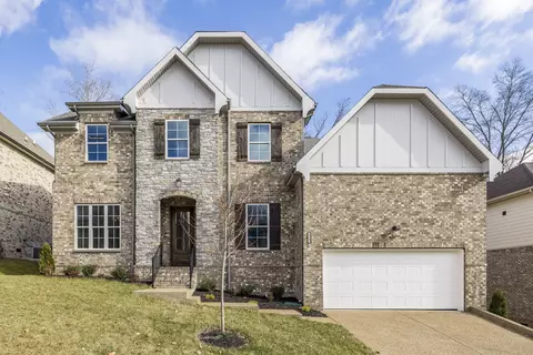 8045 Still Spring Ridge Dr, Nashville, TN 37221