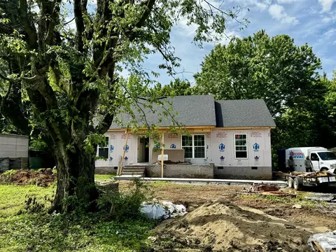209 Decatur St, Shelbyville, TN 37160