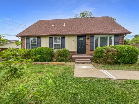 416 Bancroft Dr, Clarksville, TN 37042