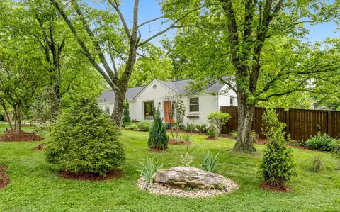 2232 Pinewood Rd, Nashville, TN 37216