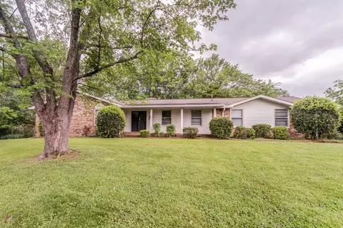 194 Berrywood Dr, Hendersonville, TN 37075
