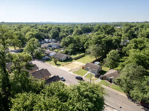 444 E Sevier St, Murfreesboro, TN 37130 photo 4