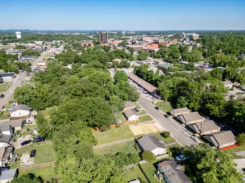 444 E Sevier St, Murfreesboro, TN 37130 photo 9