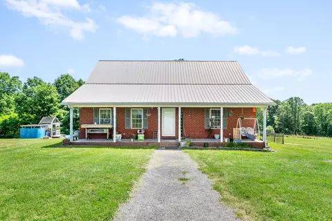 6472 Galen Rd, Lafayette, TN 37083