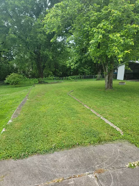 321 Pine St, Pulaski, TN 38478 photo 4
