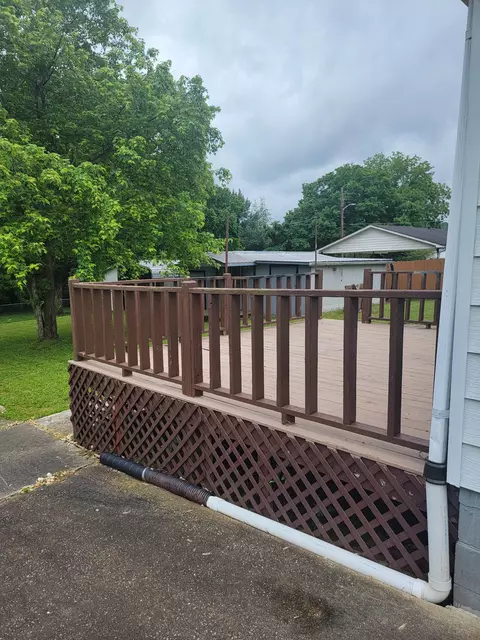 321 Pine St, Pulaski, TN 38478 photo 2