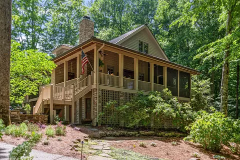 1008 Thornblade Dr, Kingston Springs, TN 37082