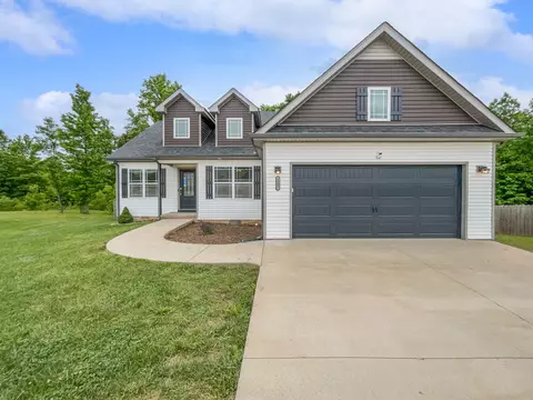 1105 Medallion Ct, Clarksville, TN 37042