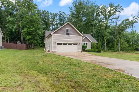 16 Hickory Ln, Dickson, TN 37055 photo 3