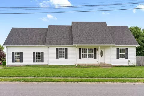 3825 Man O War Blvd, Clarksville, TN 37042