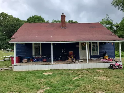 601 Trezevant Rd, Atwood, TN 38220