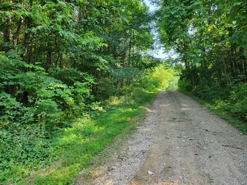 56 Ella West Cir, Lynnville, TN 38472