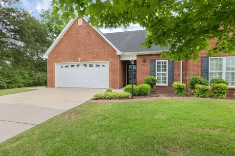 3259 Mershon Dr, Murfreesboro, TN 37128