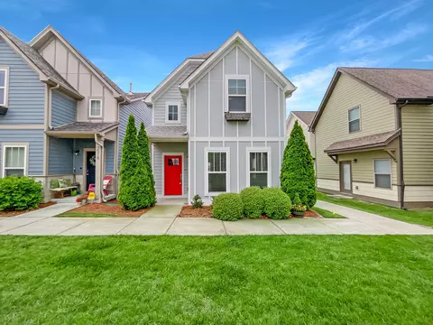 7520 Station Dr, Nashville, TN 37221