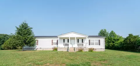 136 Ivy Ln, Lafayette, TN 37083