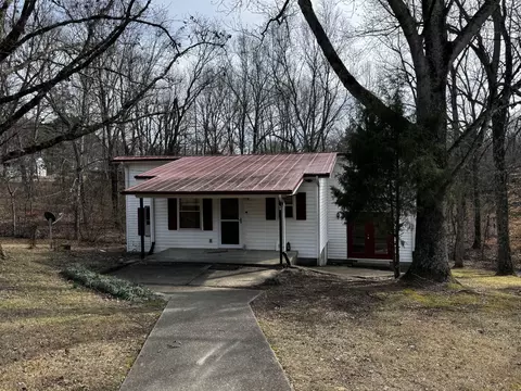 7745 Pinewood Rd, Primm Springs, TN 38476