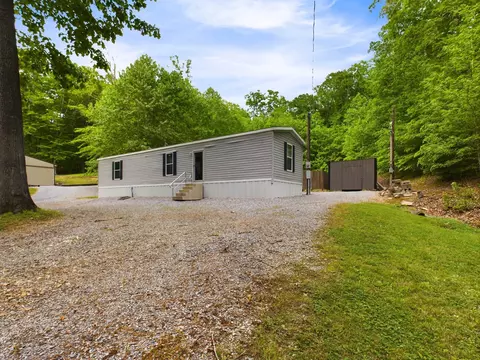 116 Blue Bird Dr, Cadiz, KY 42211