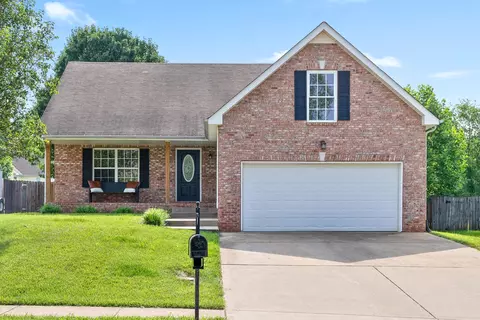 1524 Cedar Springs Cir, Clarksville, TN 37042