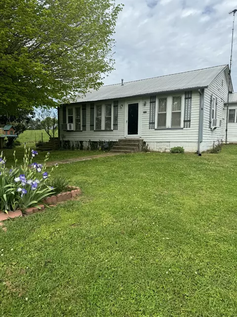 Exterior - 2745 Morrison Viola Rd, Morrison, TN 37357 photo 1 of 1