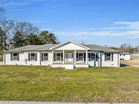 300 Winwood Dr, Lebanon, TN 37087