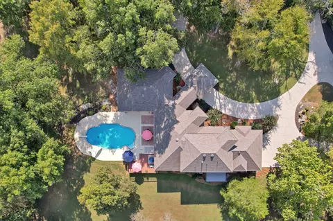 1745 Mann Rd, Lebanon, TN 37087