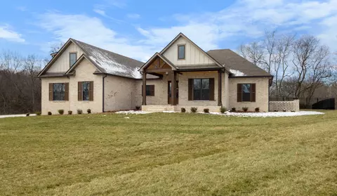 285 Martha Morgan Way, Cunningham, TN 37052