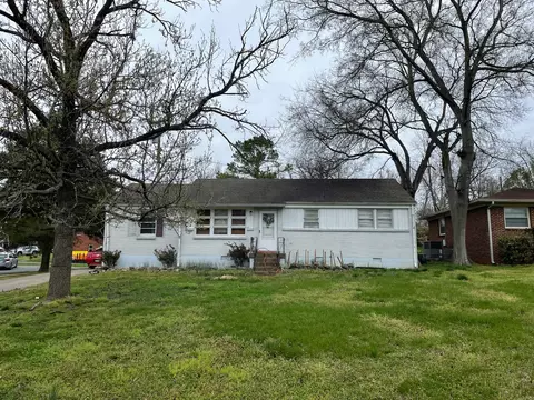 6310 Henry Ford Dr, Nashville, TN 37209