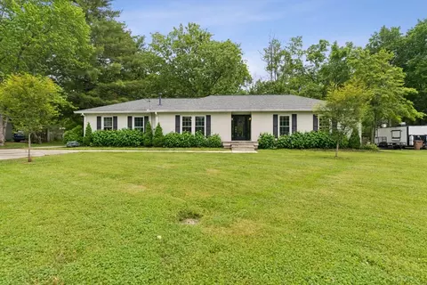1125 Howell Dr, Franklin, TN 37069