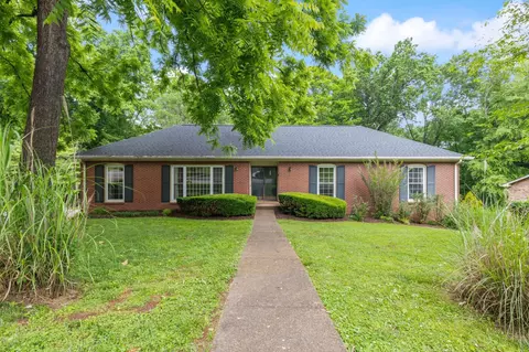 848 Highland Crest Dr, Nashville, TN 37205
