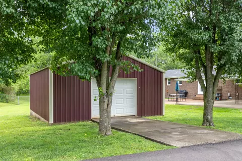 208 Sunset Rd, Dickson, TN 37055 photo 12