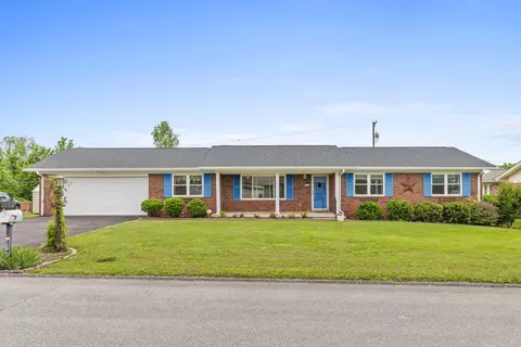 8140 Holly Crest Dr, Chattanooga, TN 37421