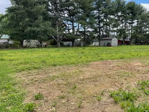 80 Cherry Ln, Morrison, TN 37357