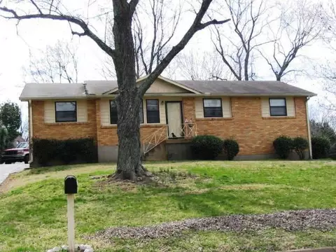299 Penfield Dr, Nashville, TN 37211