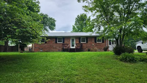 130 Hales Ln, Dowelltown, TN 37059