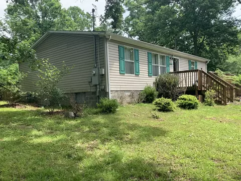 2807 Hall Dr, Centerville, TN 37033 photo 3