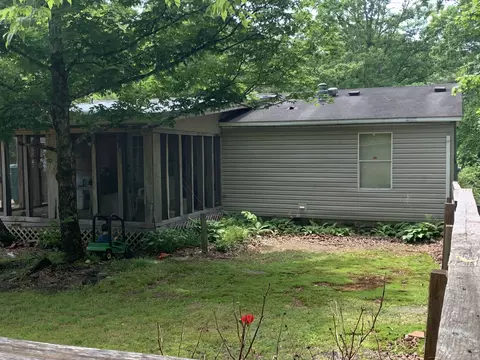 2807 Hall Dr, Centerville, TN 37033 photo 6