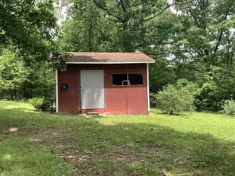 2807 Hall Dr, Centerville, TN 37033 photo 8