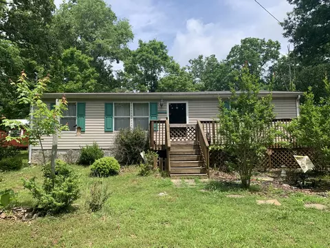 2807 Hall Dr, Centerville, TN 37033