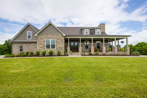 1139 Twin Oaks Ln, Greenbrier, TN 37073