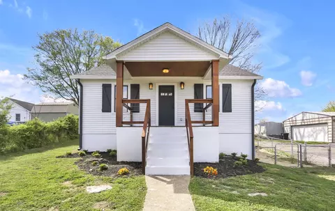 1704 Whatley St, Columbia, TN 38401