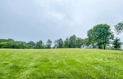 251 Hunters Ln, Hendersonville, TN 37075