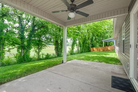 Exterior - 357 Fieldstone Ln, Springfield, TN 37172 photo 8 of 9