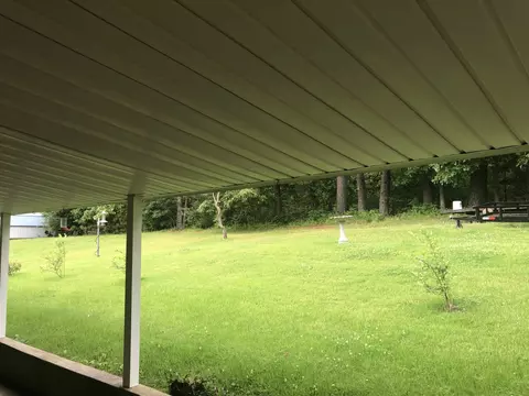 Exterior - 400 Barber Cir, Centerville, TN 37033 photo 9 of 11
