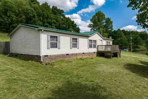8869 Enterprise Rd, Mount Pleasant, TN 38474
