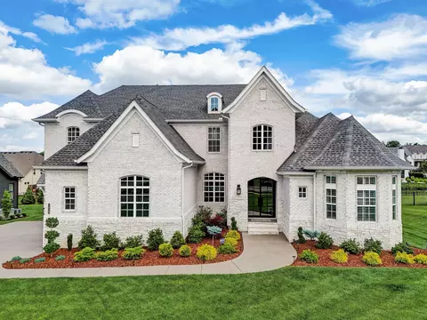 1916 Parade Dr, Brentwood, TN 37027
