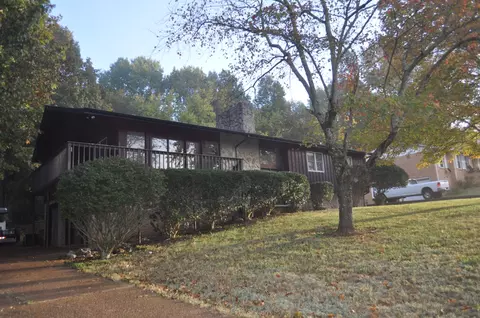 617 Carmack Ave, Carthage, TN 37030
