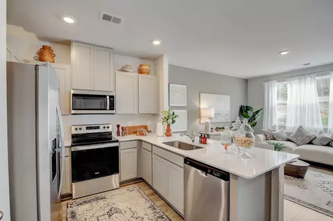 220 Redhead Ln, Lebanon, TN 37090