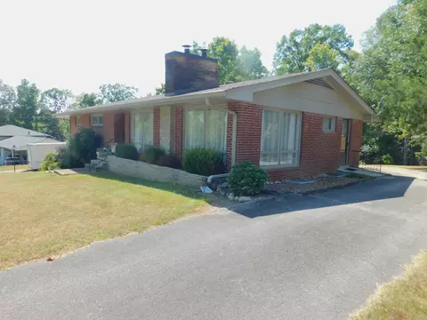 136 Circle Dr, Waverly, TN 37185