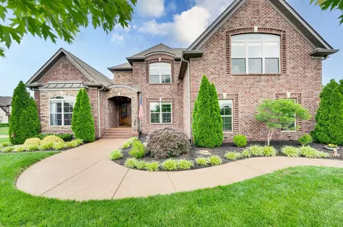 401 Krisen Ct, Mount Juliet, TN 37122